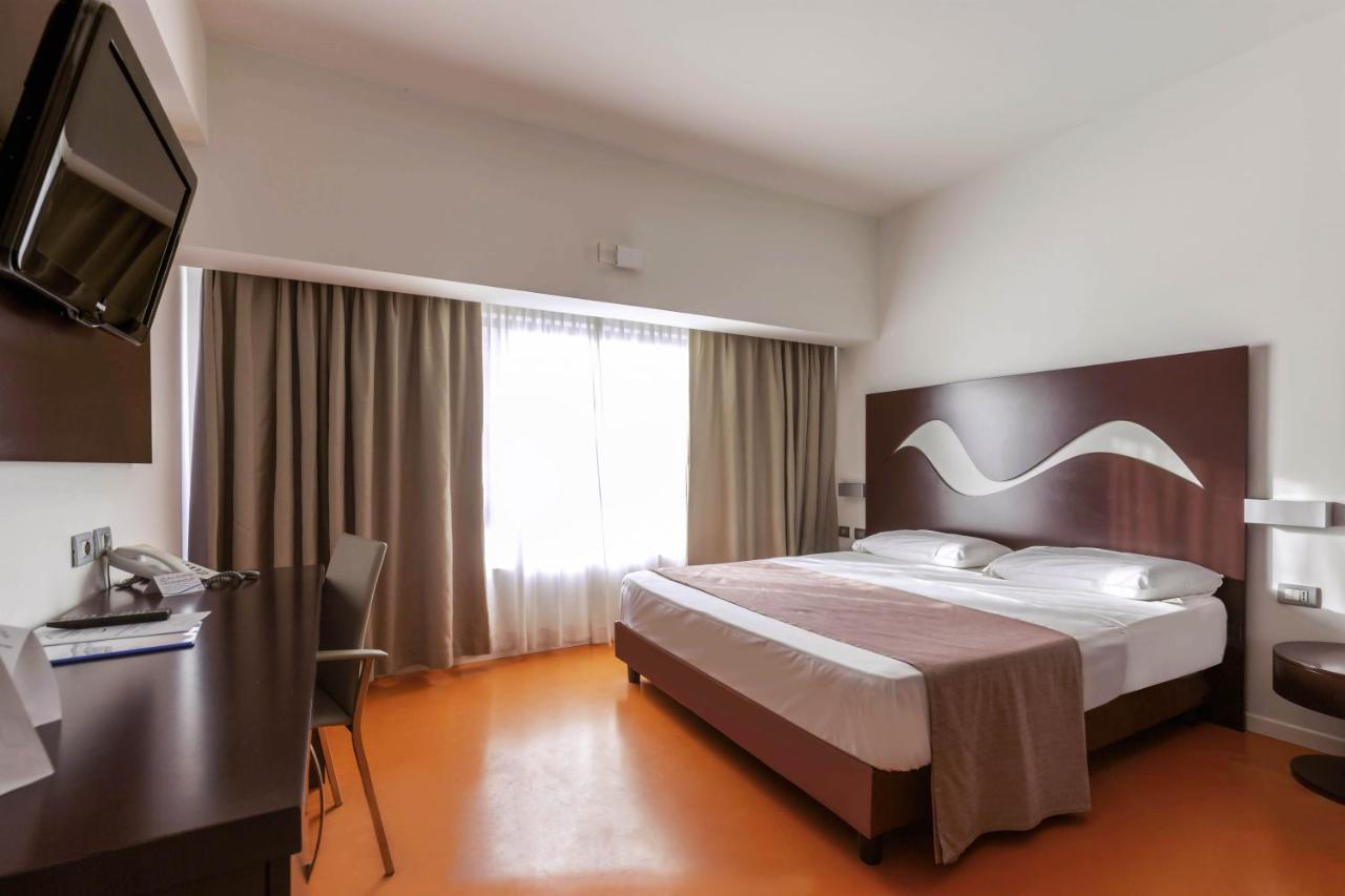 Hotel Poseidon Torre del Greco Dış mekan fotoğraf
