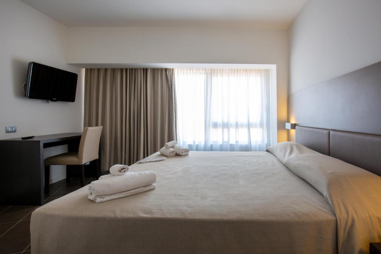 Hotel Poseidon Torre del Greco Dış mekan fotoğraf