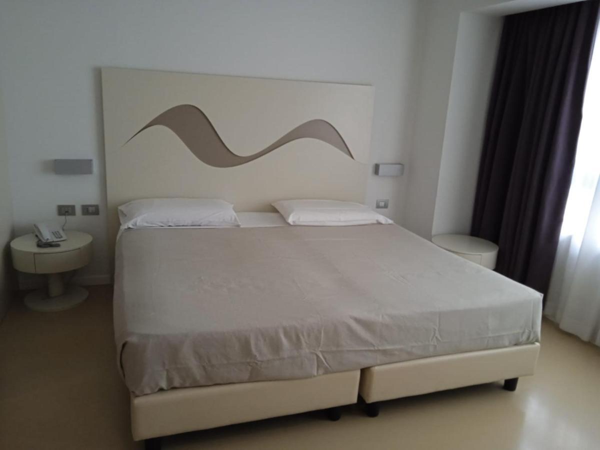 Hotel Poseidon Torre del Greco Dış mekan fotoğraf