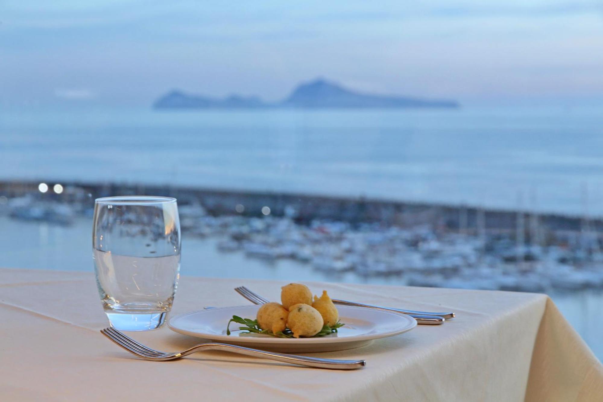 Hotel Poseidon Torre del Greco Dış mekan fotoğraf